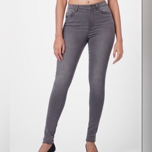 Low Waisted Grey Skinny Jeans